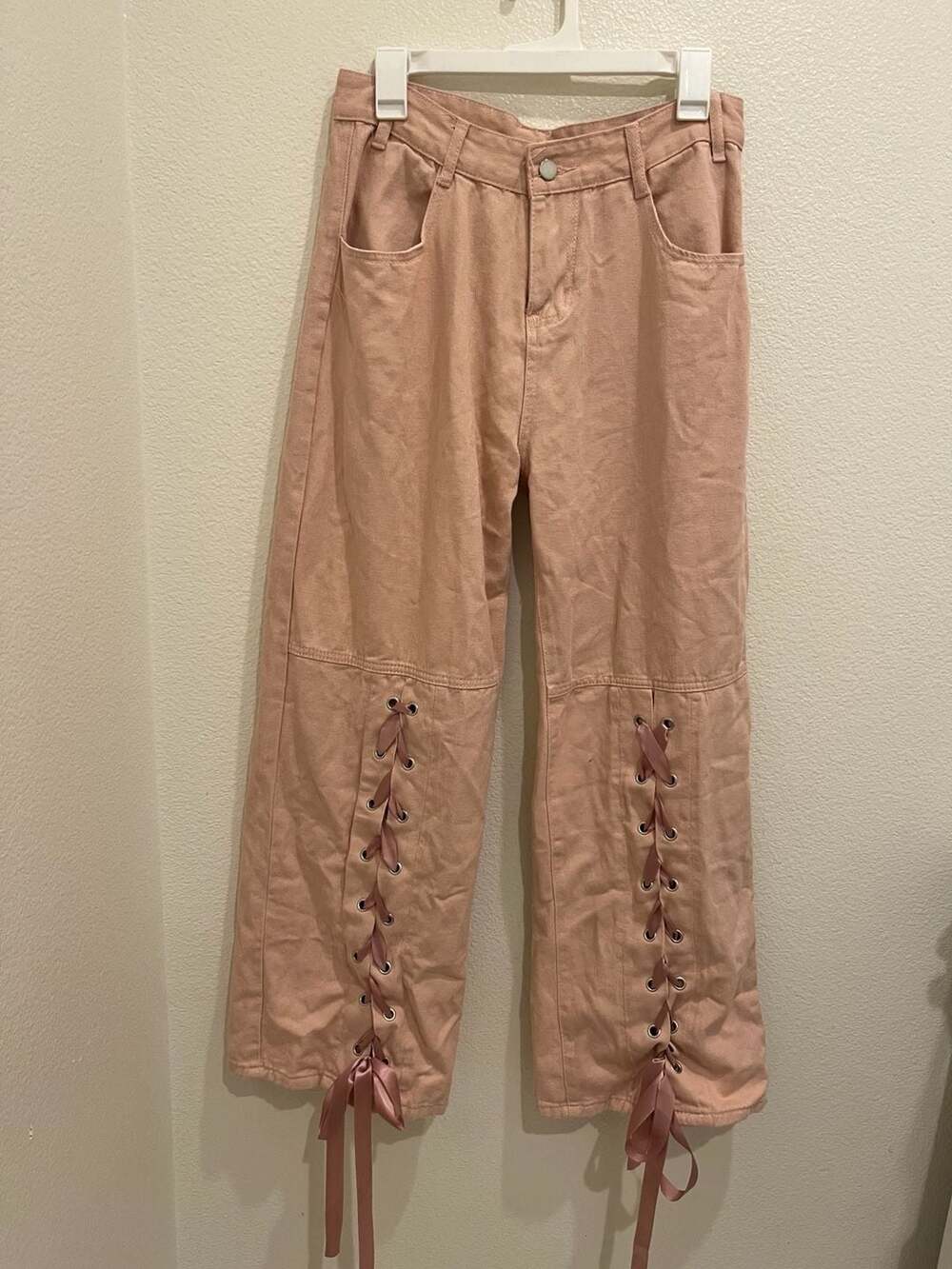 Boohoo Lace-Up Detail Pink Baggy jeans - Picture 3 of 10